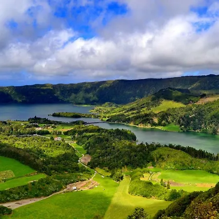 Lagoon'S House Sete Cidades Exterior photo
